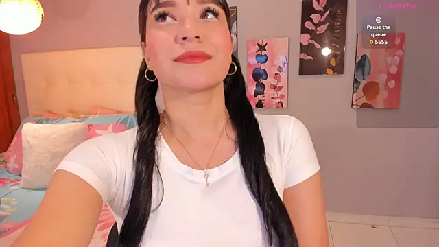 Maia W10 online show from 24, 11, 2025