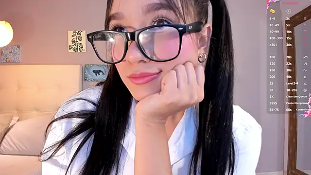 Maia W10 online show from 12, 5, 2026