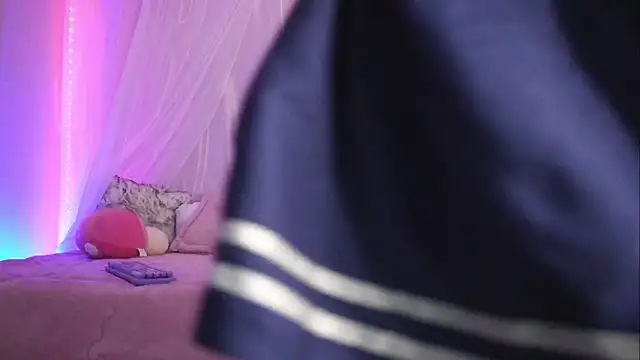 Lilou albrecht online show from 31, 3, 2026