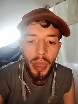 Snapshot of Aaronkiller chatting on 7, 6, 2026 Aaronkiller online show from 7, 6, 2026