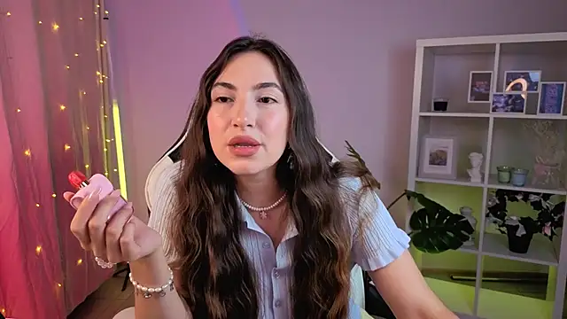 Snapshot of MelissaLovvv chatting on 28, 6, 2026 MelissaLovvv online show from 28, 6, 2026