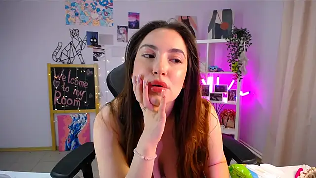 Snapshot of MelissaLovvv chatting on 22, 3, 2025 MelissaLovvv online show from 22, 3, 2025