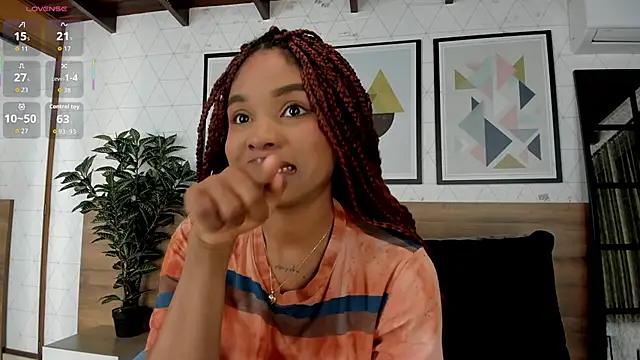 AriaFoster online show from 5, 10, 2025