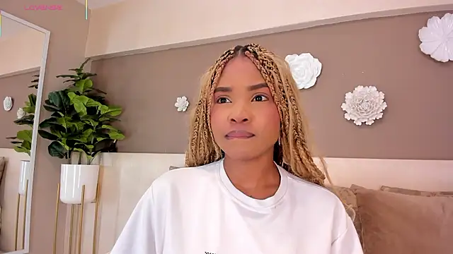 AriaFoster online show from 8, 2, 2026