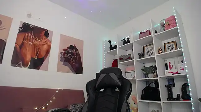 catalinapalencia online show from 10, 2, 2025