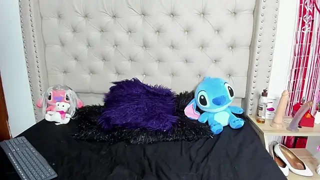 AngeleRoux online show from 20, 2, 2025