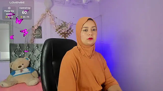 Snapshot of BadraSaadi chatting on 20, 11, 2025 BadraSaadi online show from 20, 11, 2025