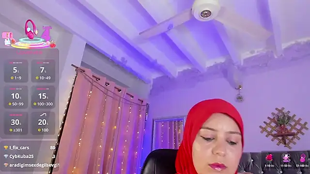 Snapshot of BadraSaadi chatting on 18, 3, 2025 BadraSaadi online show from 18, 3, 2025