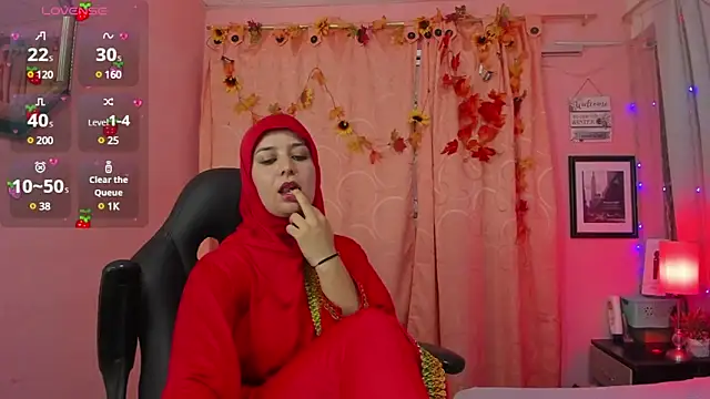 Snapshot of BadraSaadi chatting on 5, 3, 2025 BadraSaadi online show from 5, 3, 2025