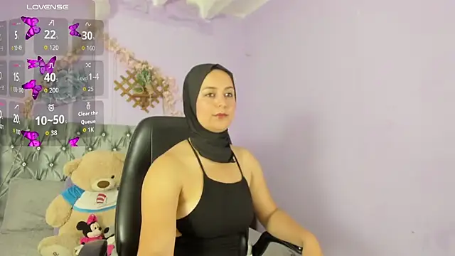 Snapshot of BadraSaadi chatting on 29, 9, 2025 BadraSaadi online show from 29, 9, 2025