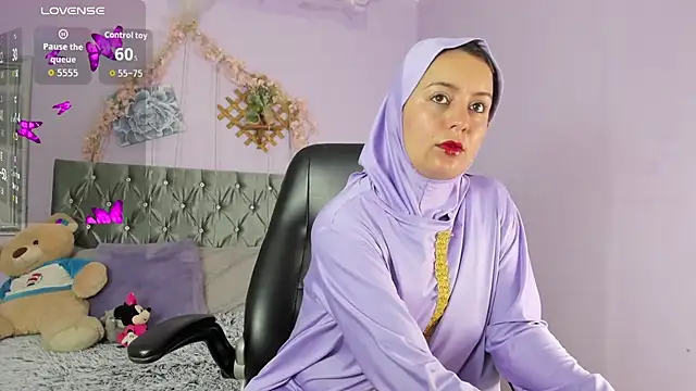 Snapshot of BadraSaadi chatting on 12, 9, 2025 BadraSaadi online show from 12, 9, 2025