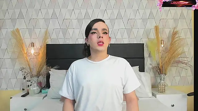 JustinePerry online show from 11, 2, 2026