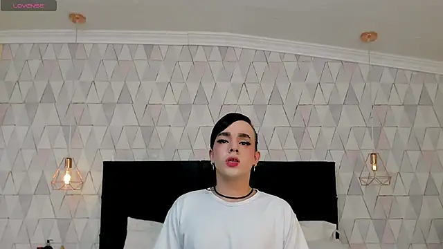 Snapshot of JustinePerry chatting on 8, 1, 2026 JustinePerry online show from 8, 1, 2026