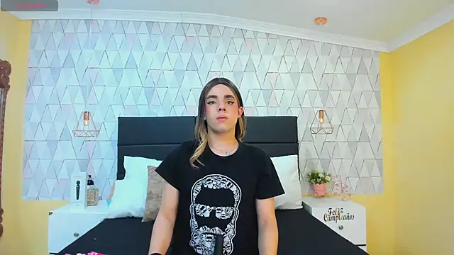 JustinePerry online show from 20, 10, 2025