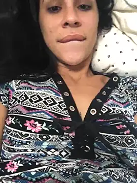 hotroommates online show from 25, 11, 2025