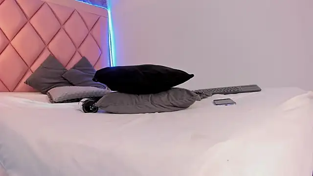 megan 100 online show from 5, 3, 2025