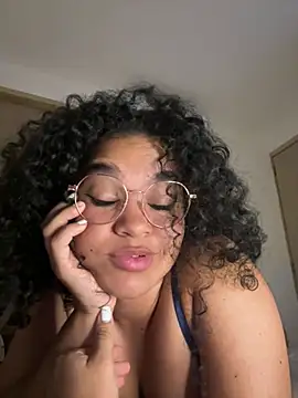 Lucy wilson5 online show from 23, 2, 2025