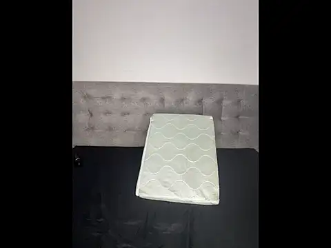 ScarletVelvetX online show from 14, 2, 2026