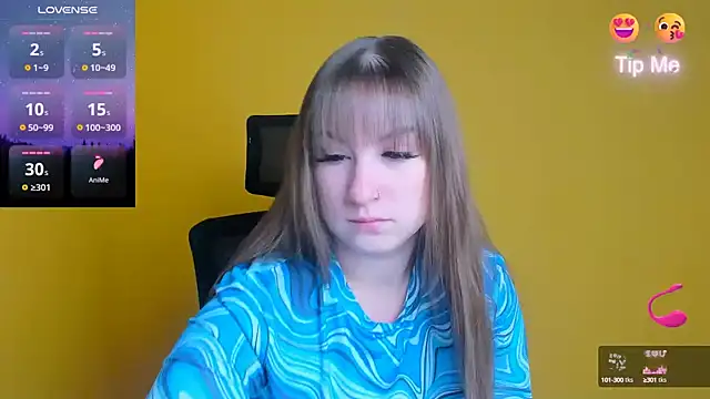 Snapshot of Evelina_GG chatting on 1, 10, 2025 Evelina GG online show from 1, 10, 2025