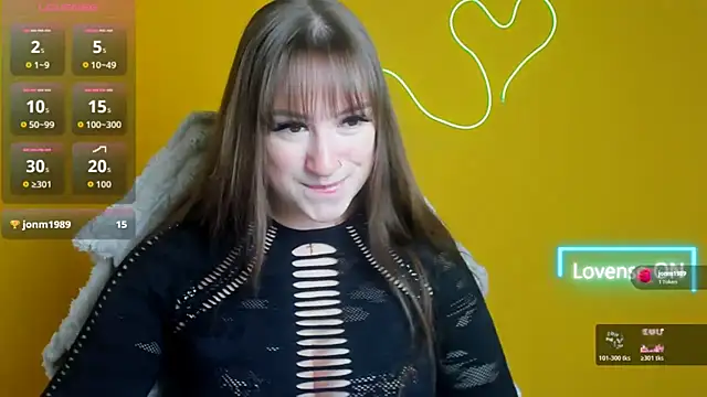 Snapshot of Evelina_GG chatting on 12, 11, 2025 Evelina GG online show from 12, 11, 2025