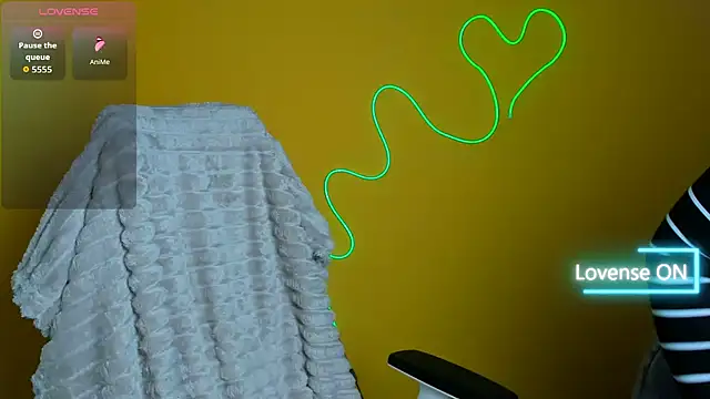 Snapshot of Evelina_GG chatting on 26, 10, 2025 Evelina GG online show from 26, 10, 2025