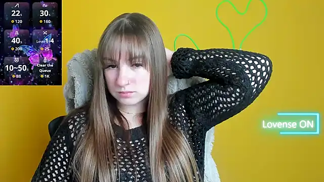 Snapshot of Evelina_GG chatting on 28, 11, 2025 Evelina GG online show from 28, 11, 2025