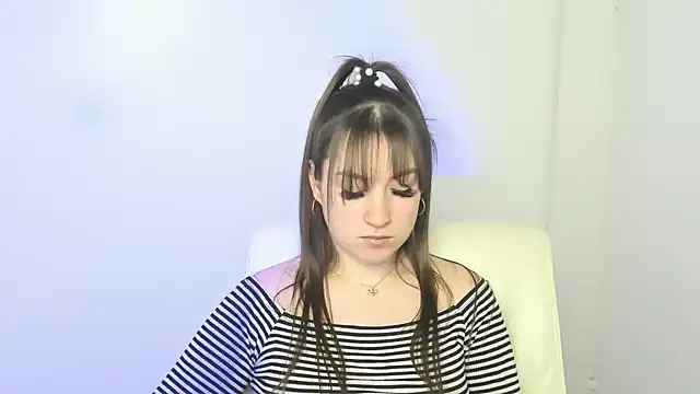 Snapshot of Evelina_GG chatting on 12, 3, 2025 Evelina GG online show from 12, 3, 2025