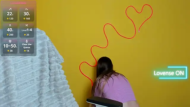 Snapshot of Evelina_GG chatting on 14, 11, 2025 Evelina GG online show from 14, 11, 2025