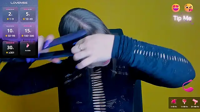 Snapshot of Evelina_GG chatting on 19, 9, 2025 Evelina GG online show from 19, 9, 2025