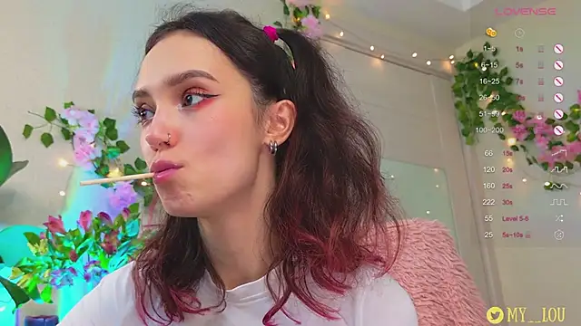 Snapshot of MyLou_ chatting on 1, 3, 2025 MyLou online show from 1, 3, 2025