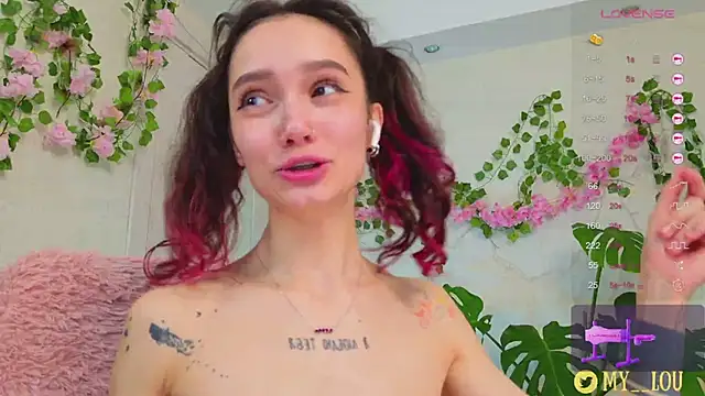 Snapshot of MyLou_ chatting on 16, 3, 2025 MyLou online show from 16, 3, 2025