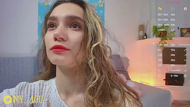 Snapshot of MyLou_ chatting on 10, 6, 2026 MyLou online show from 10, 6, 2026