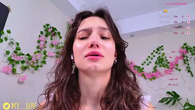 Snapshot of MyLou_ chatting on 23, 9, 2025 MyLou online show from 23, 9, 2025