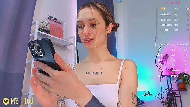 Snapshot of MyLou_ chatting on 13, 5, 2026 MyLou online show from 13, 5, 2026