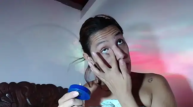 alexandra lorens online show from 17, 2, 2025