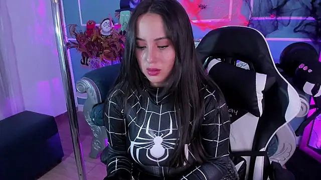 Red star8 online show from 30, 10, 2025