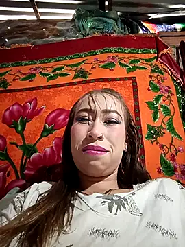 samy-blonde online show from 17, 10, 2025