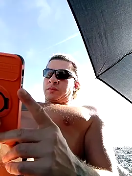 Snapshot of Lovely_milk chatting on 20, 11, 2025 Lovely milk online show from 20, 11, 2025