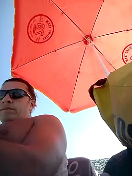 Snapshot of Lovely_milk chatting on 3, 10, 2025 Lovely milk online show from 3, 10, 2025