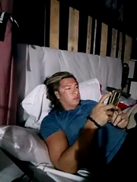 Snapshot of Lovely_milk chatting on 28, 11, 2025 Lovely milk online show from 28, 11, 2025