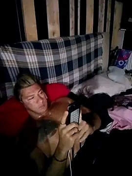 Snapshot of Lovely_milk chatting on 29, 10, 2025 Lovely milk online show from 29, 10, 2025