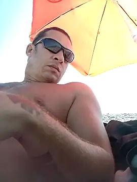 Snapshot of Lovely_milk chatting on 4, 10, 2025 Lovely milk online show from 4, 10, 2025