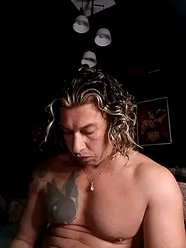 Snapshot of Lovely_milk chatting on 15, 3, 2025 Lovely milk online show from 15, 3, 2025