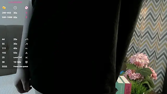 DaisyFarleigh online show from 11, 2, 2025