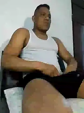 latinblack01 online show from 12, 12, 2024