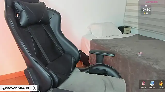 Snapshot of Stevenn_77 chatting on 5, 10, 2025 Stevenn 77 online show from 5, 10, 2025