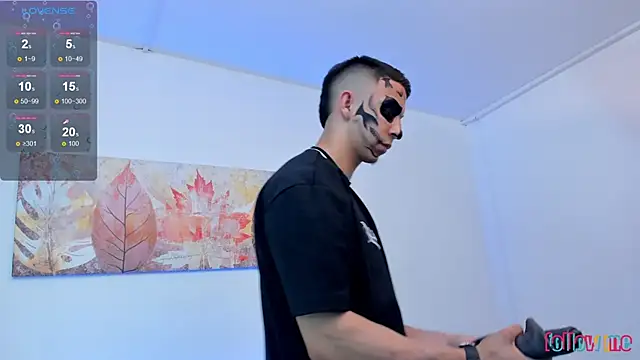 Snapshot of Samuel_Up chatting on 1, 11, 2025 Samuel Up online show from 1, 11, 2025