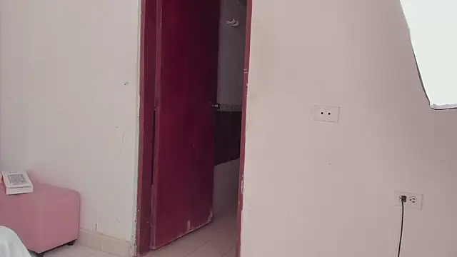 Snapshot of Alhana_pulido chatting on 15, 3, 2025 Alhana pulido online show from 15, 3, 2025