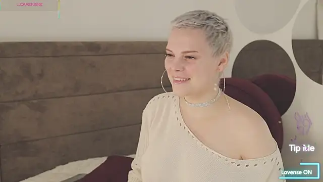 LikaBerry1 online show from 2, 10, 2025