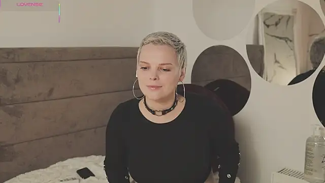 LikaBerry1 online show from 28, 9, 2025